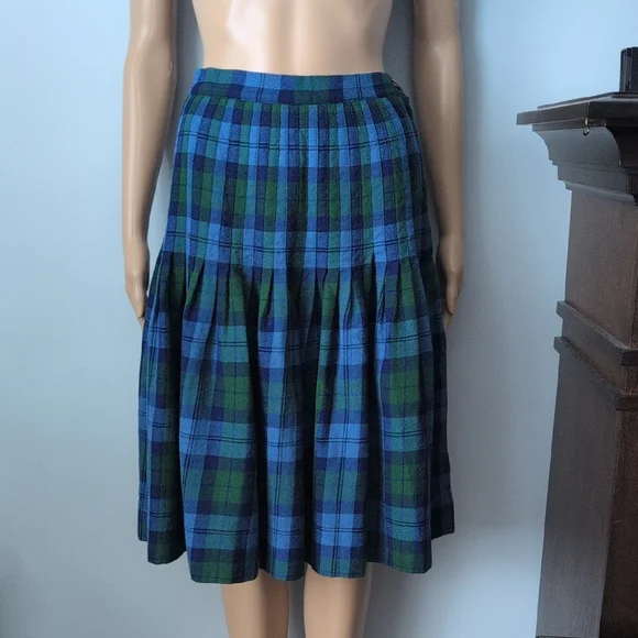 Vintage ALJEAN Canada 100% Wool Plaid Pleated Skirt Fits Size XXS - Picture 3 of 14